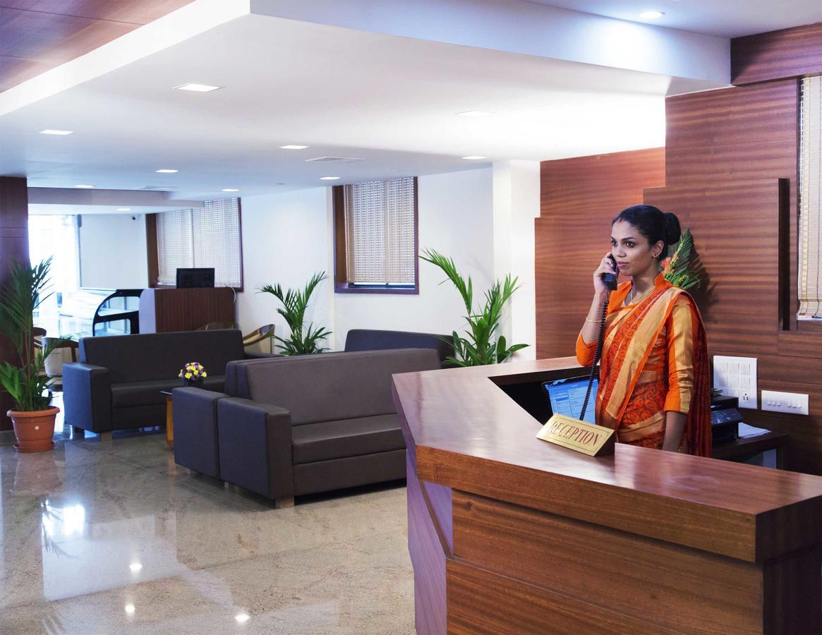 Hotel Rainbow Suites Kannur Exterior photo