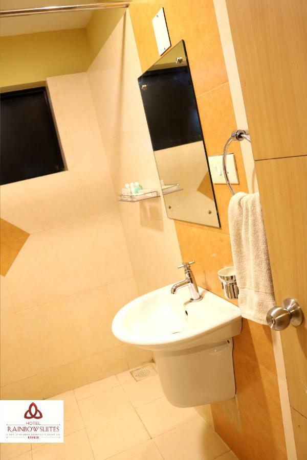 Hotel Rainbow Suites Kannur Exterior photo